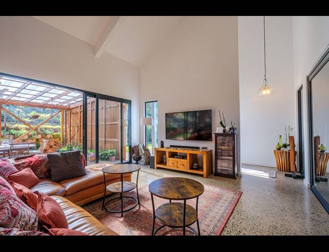 3 BEDROOM HOUSE FOR SALE IN FAIRVIEW ESTATES